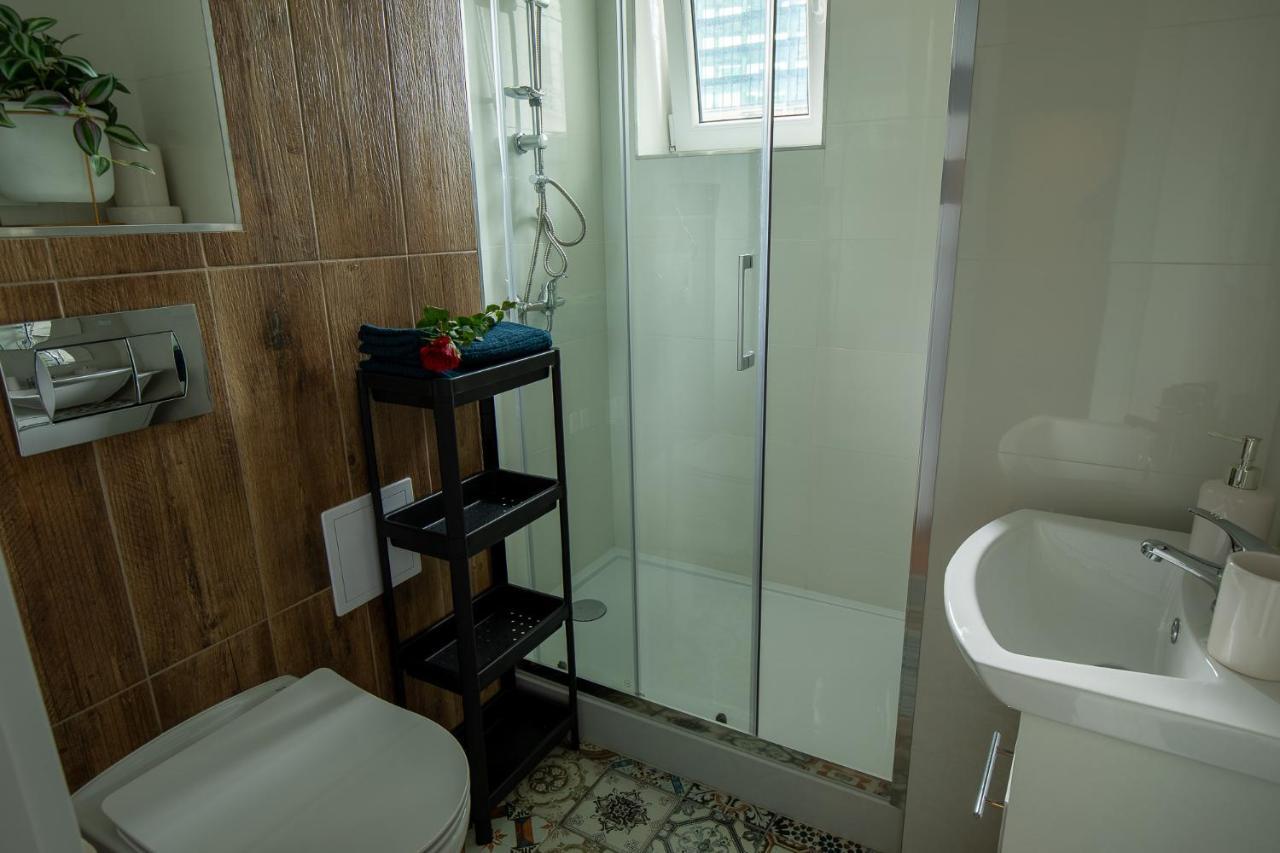 Apartament Marta วอร์ซอ ภายนอก รูปภาพ